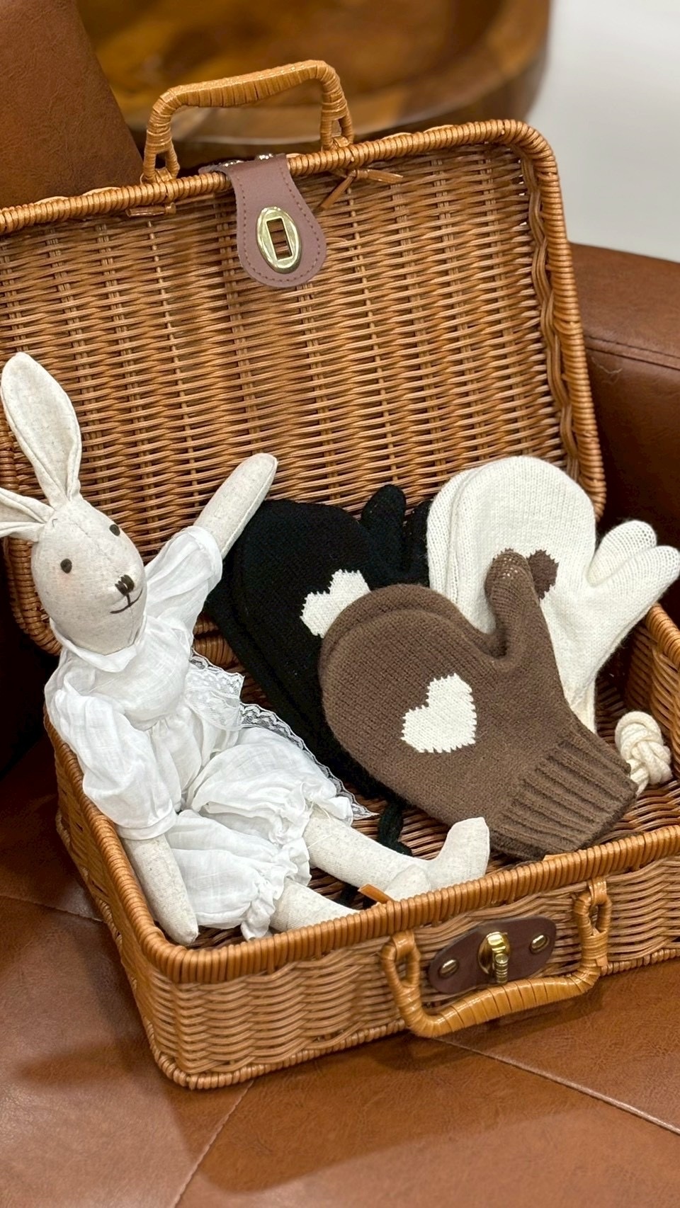 掛脖愛心針織手套