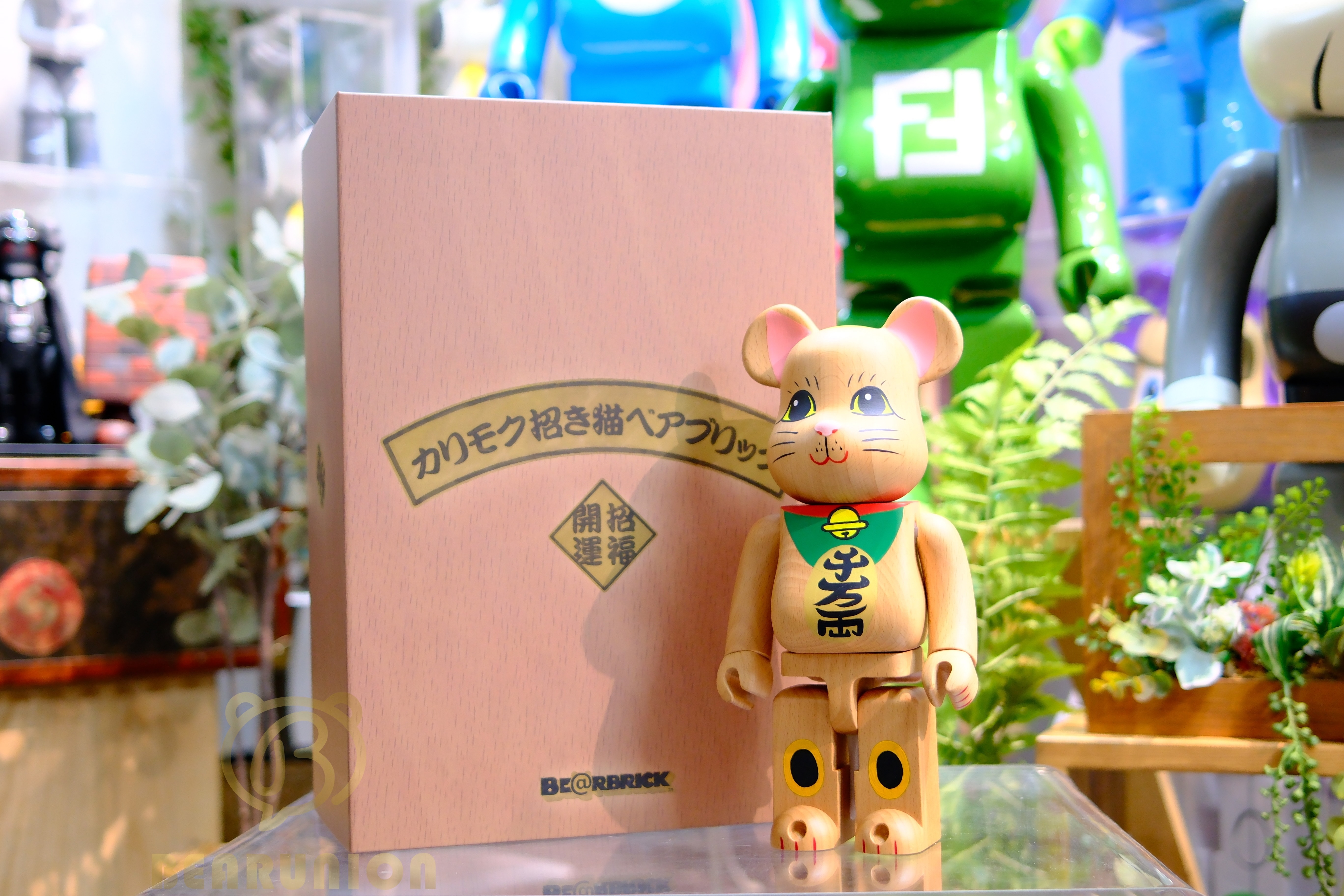 🥇現貨🥇Bearbrick 400% カリモク招き猫