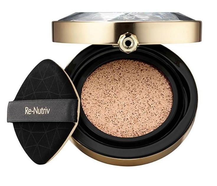 雅詩蘭黛 Re Nutriv Ultra Radiance 精華氣墊 SPF 40 帶額外補充裝 - # 1W0 Warm Porcelain 2x14g/0.49oz(平行進口)