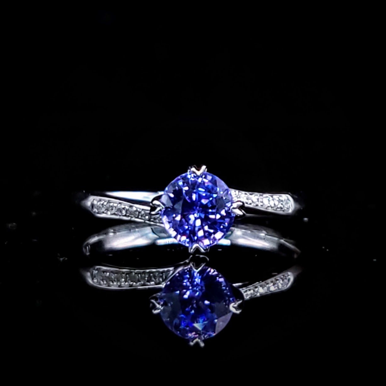 全新18K白金【單粒78份藍寶石】配5份鑽石戒指
