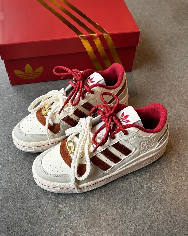 ADIDAS ORIGINALS FORUM LOW 2026馬年限定🐎