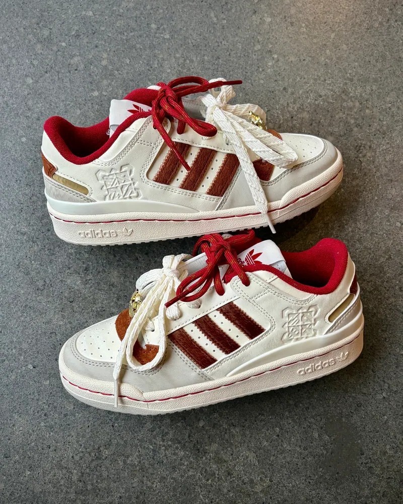 ADIDAS ORIGINALS FORUM LOW 2026馬年限定🐎