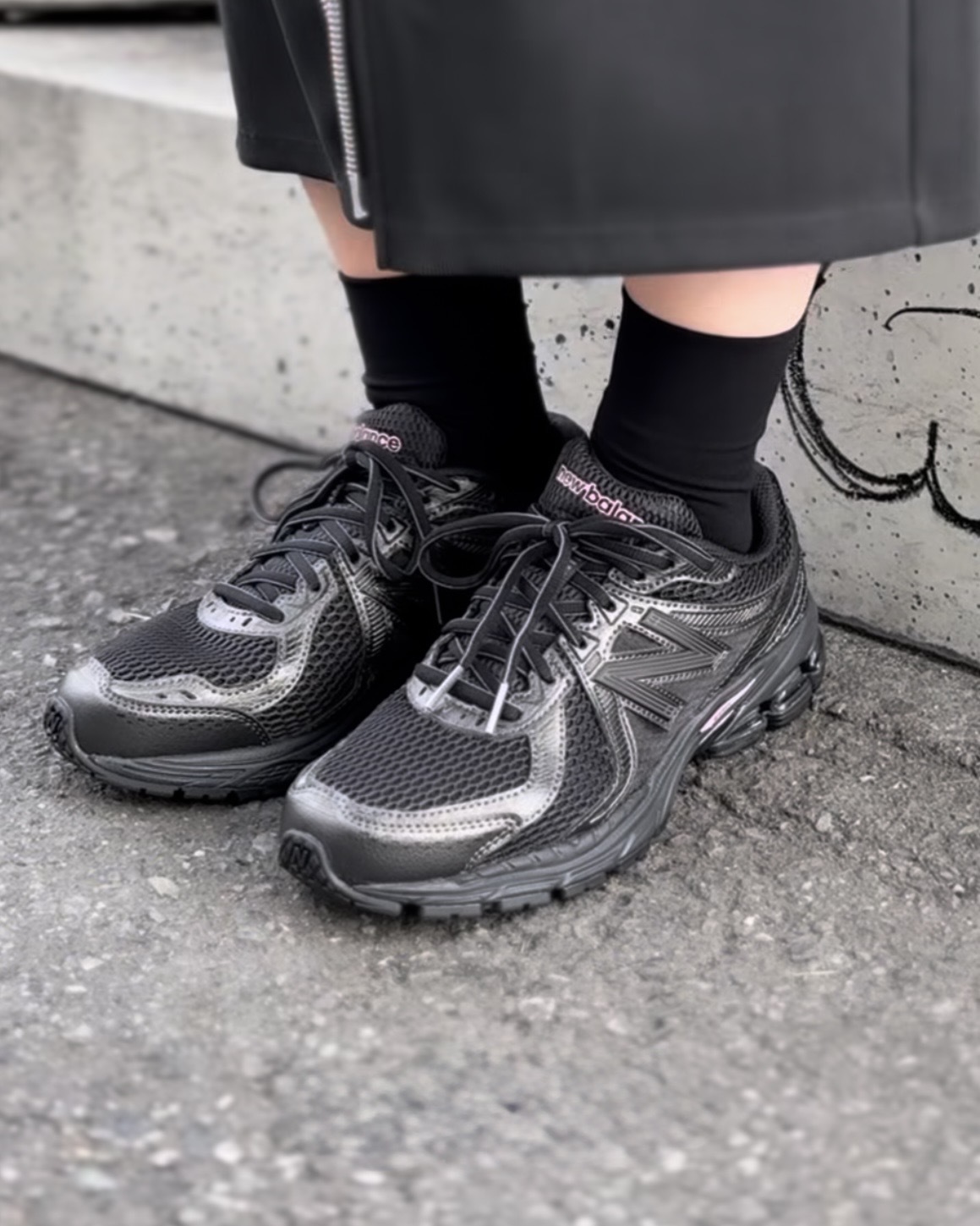 <年末折扣🇯🇵> NEW BALANCE 860 NB 黑粉 黑色 全黑 復古 ML860PH2 / 預購