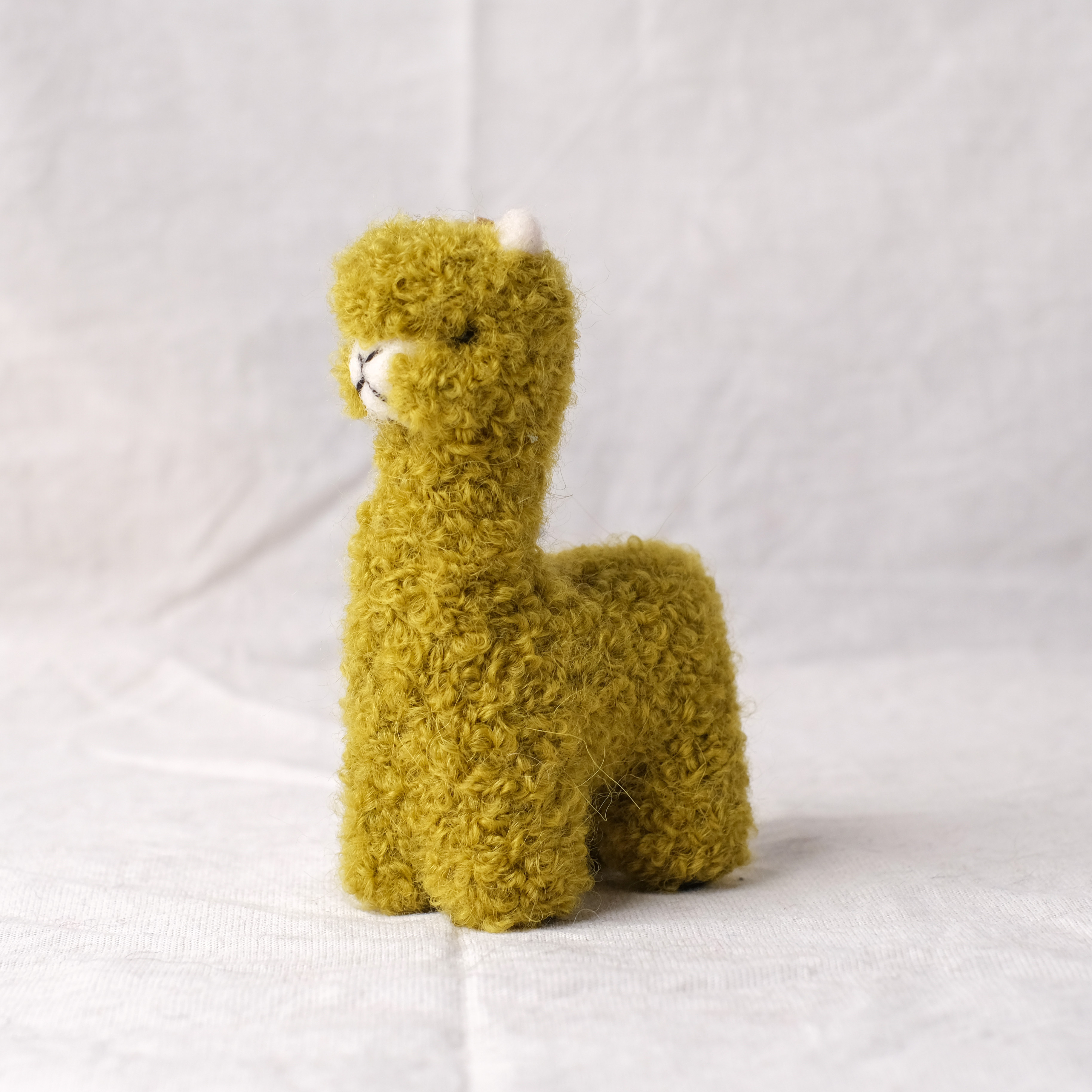 羊駝毛吊飾｜針氈羊駝－綠｜秘魯