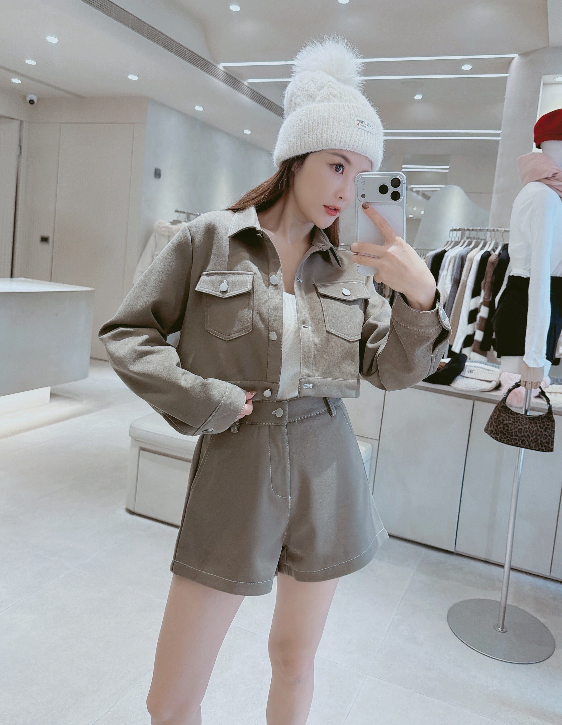 挺料車線短版襯+後鬆緊短褲