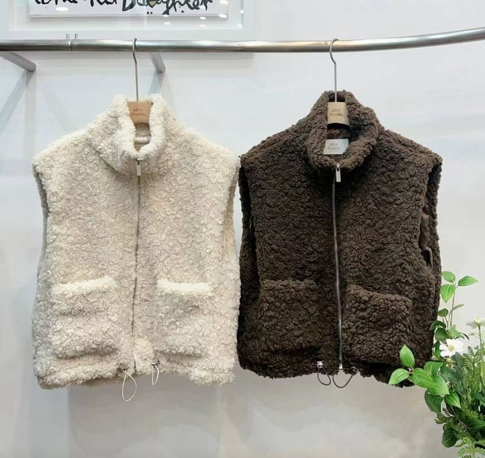 AB65 胸 45 長 25$379