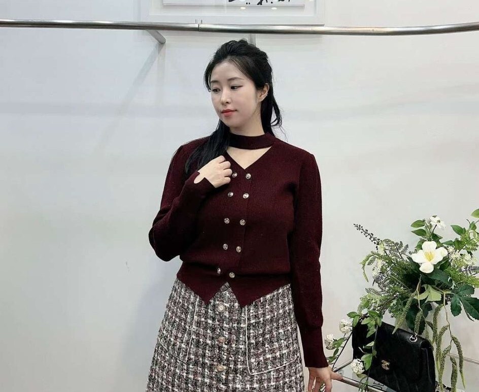 AB80 胸 38-56 長 21 $339