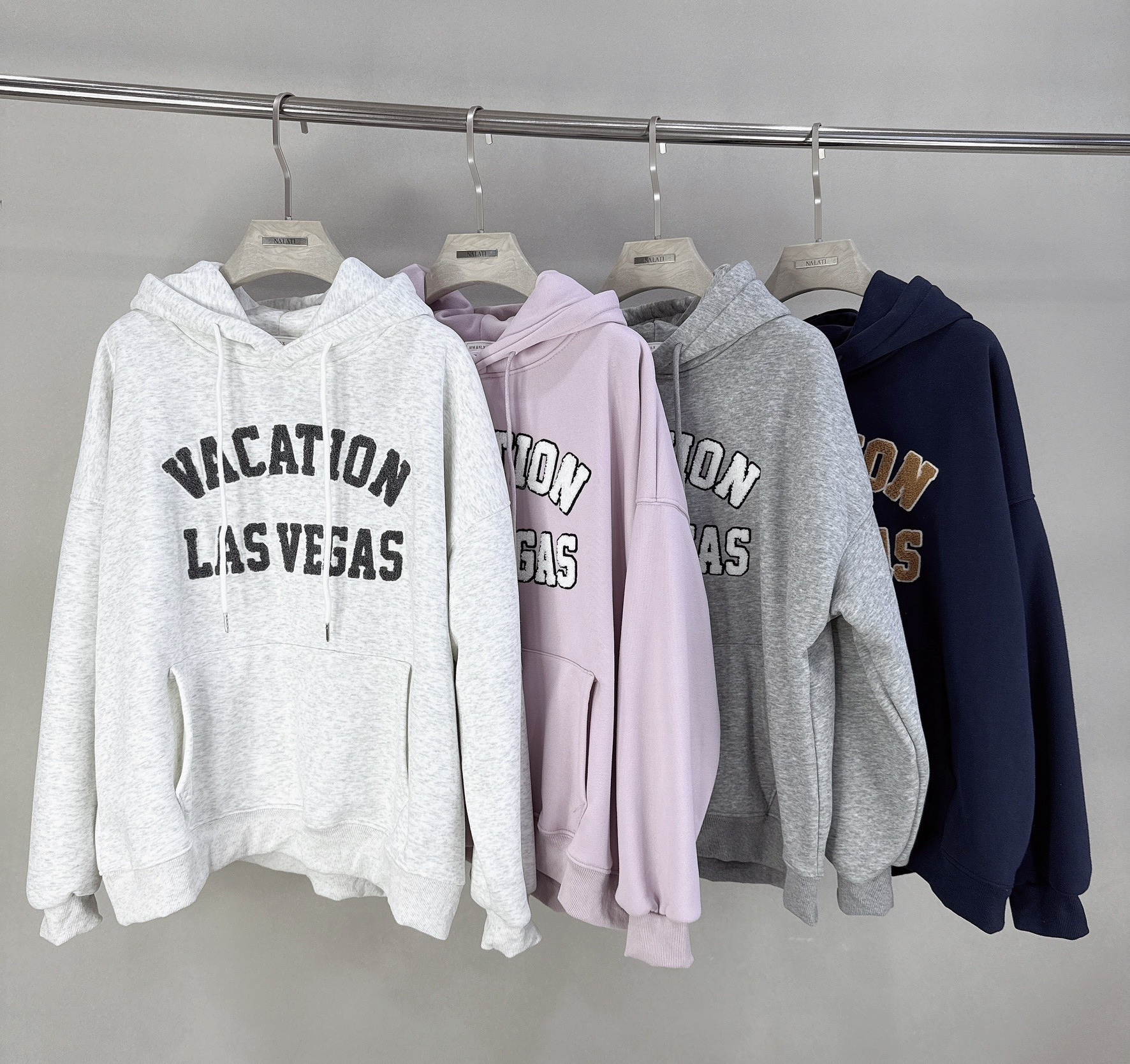 雙排QQ毛字母刷毛連帽衣