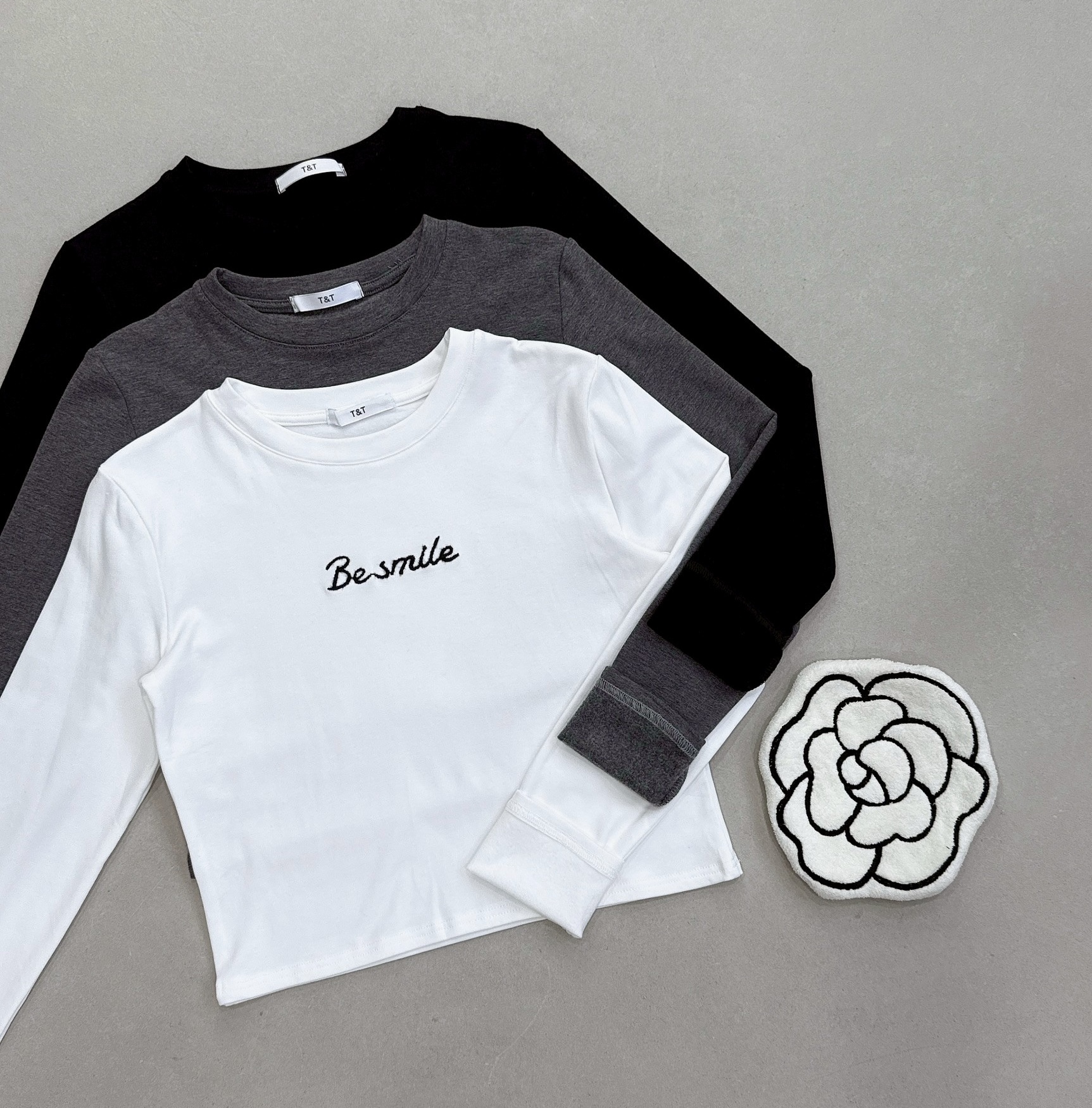 小字母內磨毛短版棉質衣