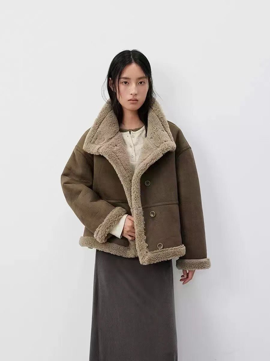 限量現貨/又軟又輕羊羔麂皮翻領外/2色均碼/咖