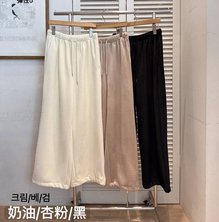 F88 腰26-47 HIP44 長41 $429