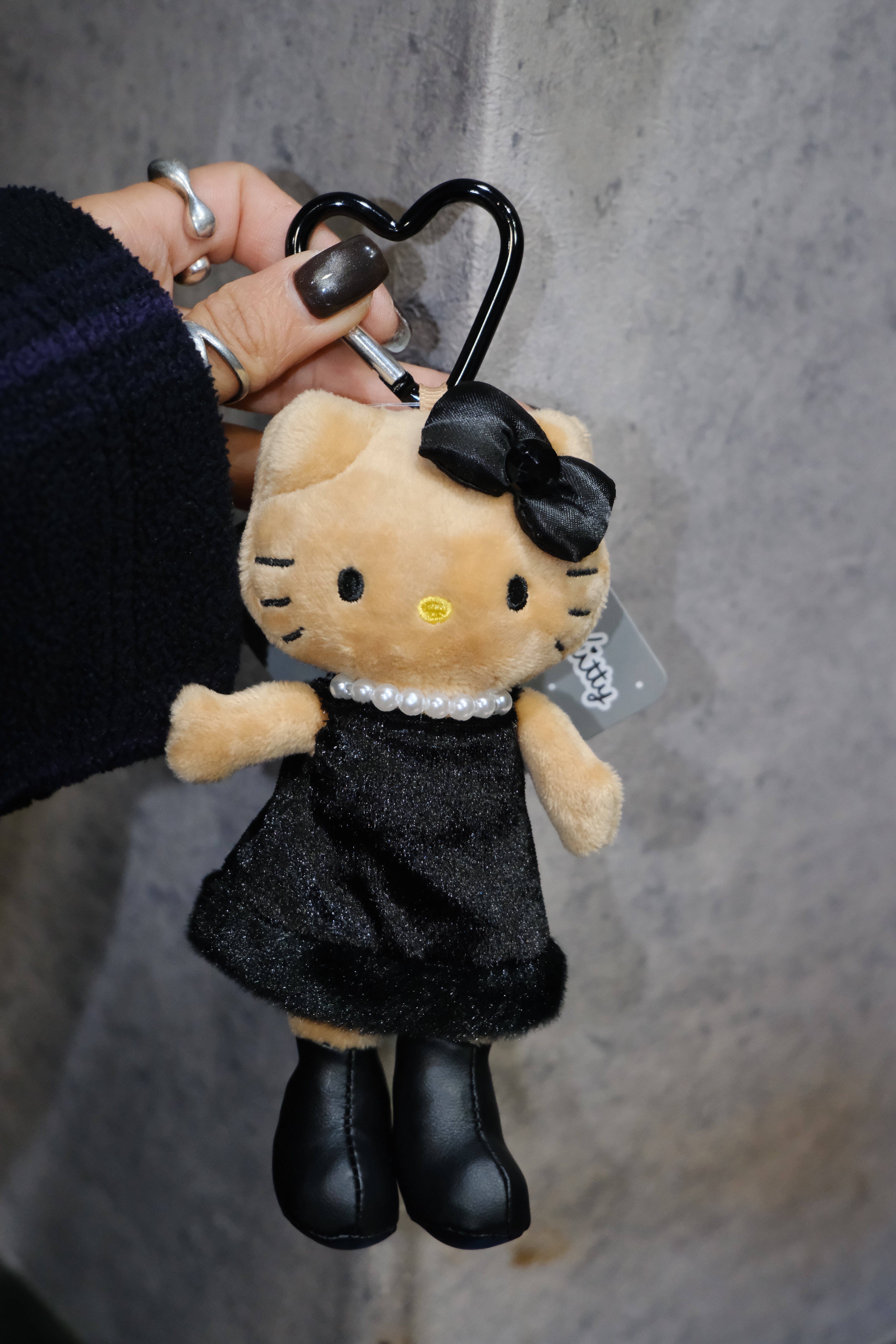 日本限定 長腳Kitty 珍珠款 / 制服款 / 暗黑款