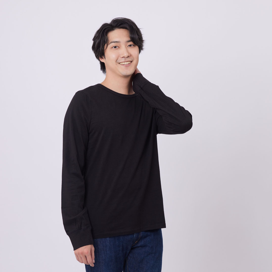 素面 圓領 長袖 蜜桃棉男T  黑