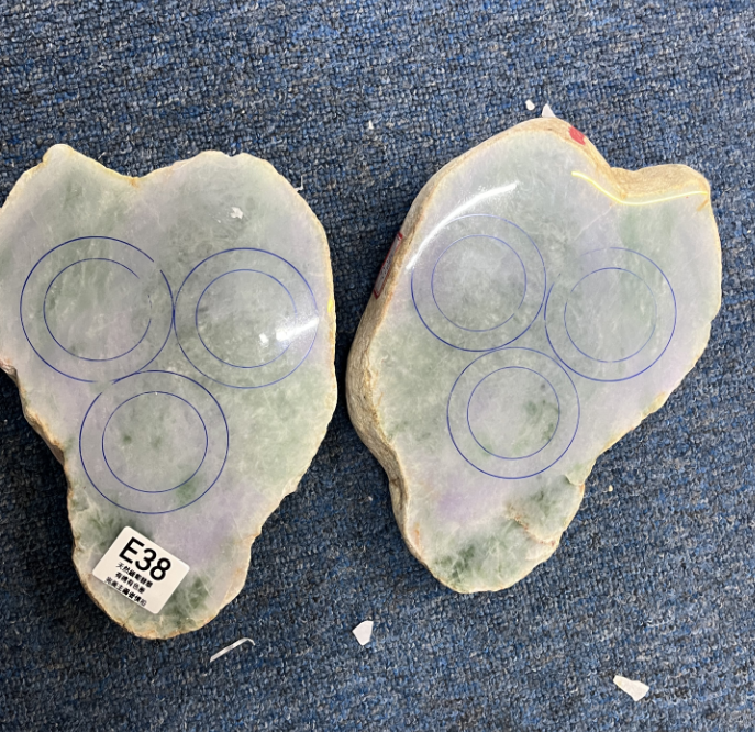 SV017 E38 私人定制翡翠手鐲（送手鐲心拉光,送一件觀音）