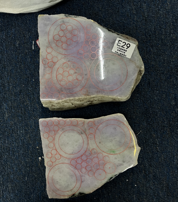 SV008 E29 私人定制翡翠手鐲（送手鐲心拉光,送一件葫蘆）