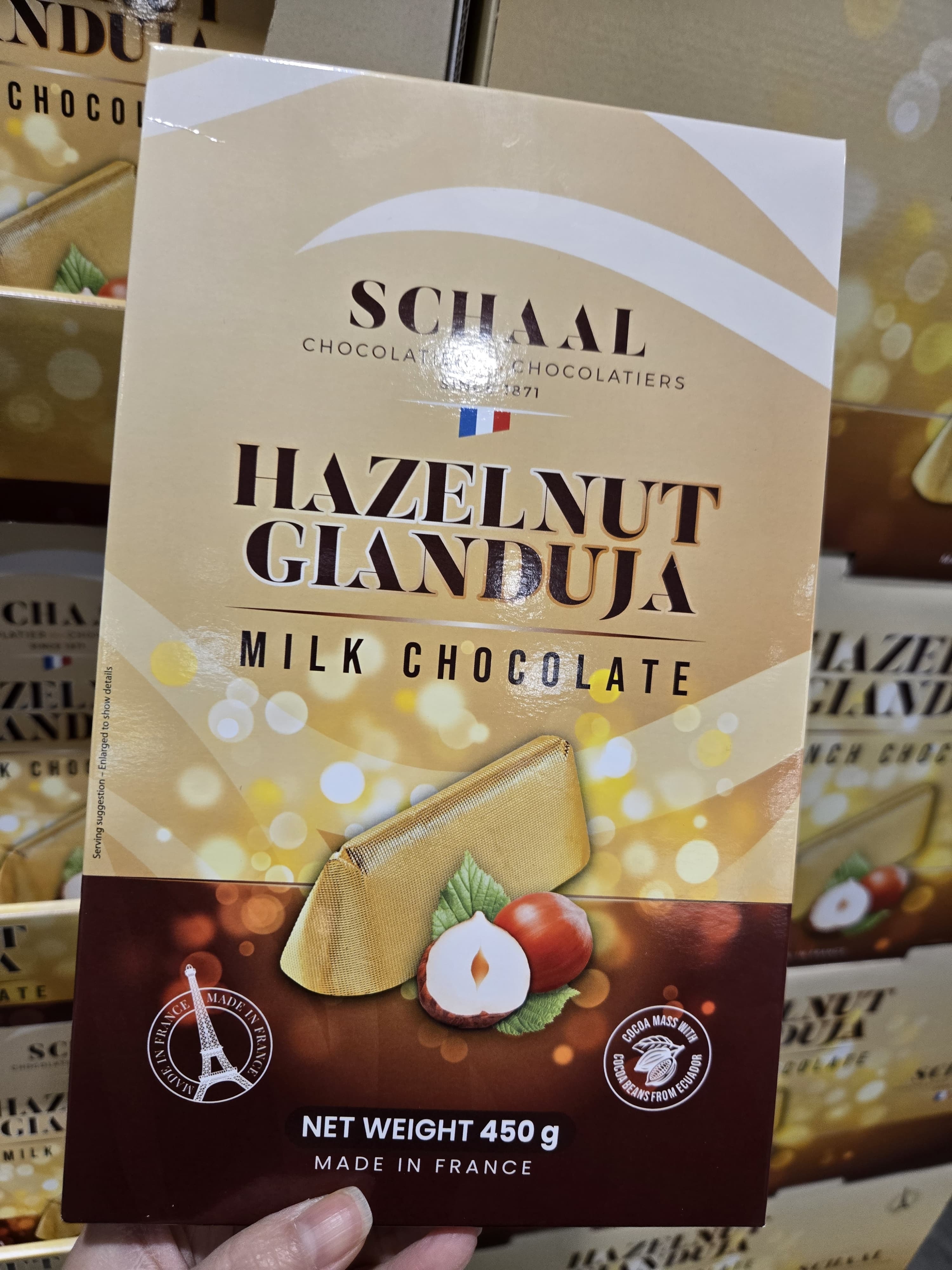 SS084 SCHAAL 榛子牛奶朱古力450G exp: 2026.12