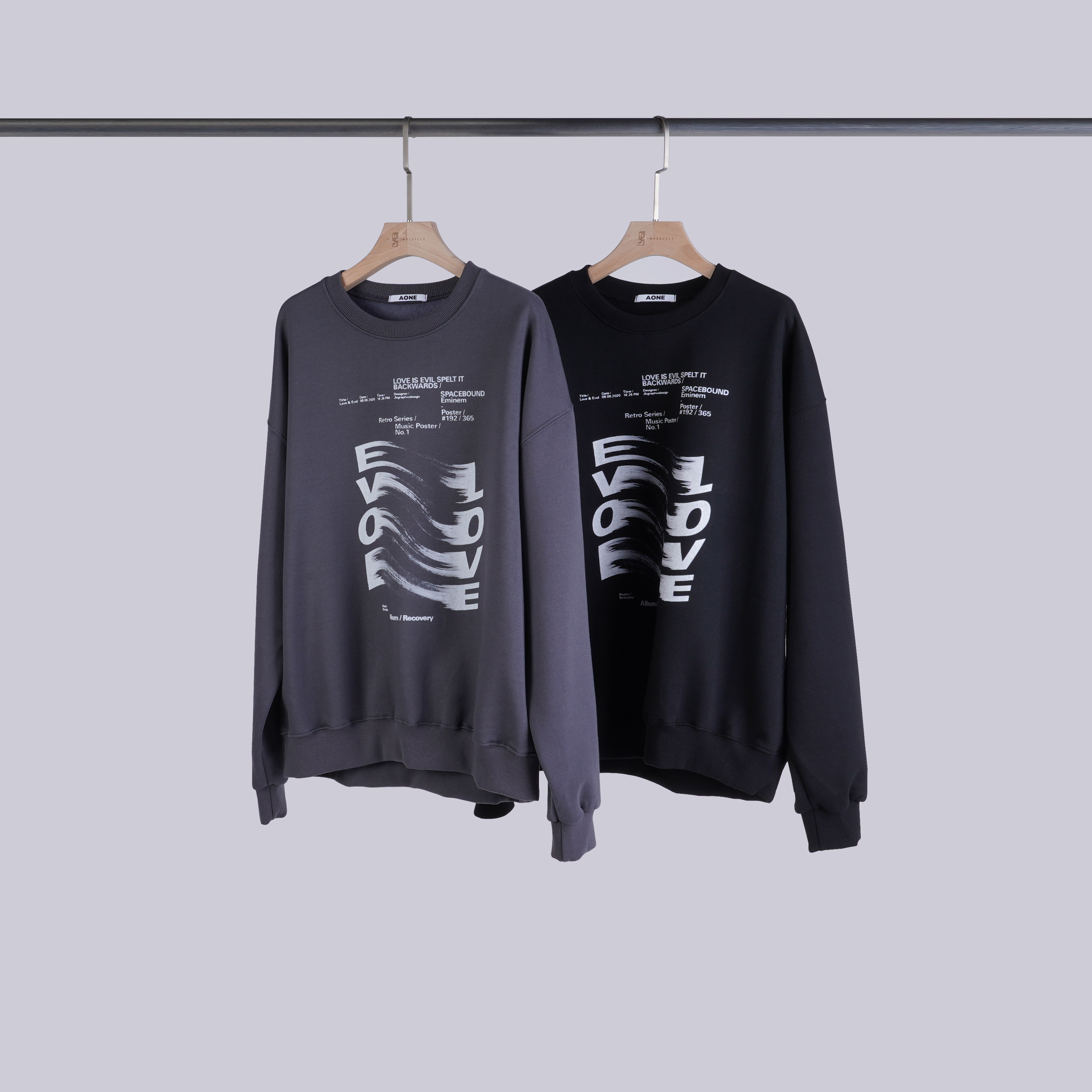 扭曲英字內刷毛大學T | 2色