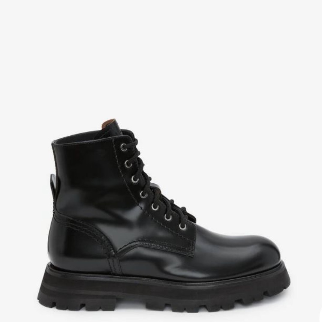 Alexander McQueen wander lace up boots black
