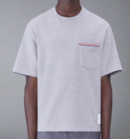 1FF0101-125 THOM BROWNE Milano Cotton Oversized Pocket Tee LT Grey (SS26) #MJS183A-07323-055 (C-EU-E)