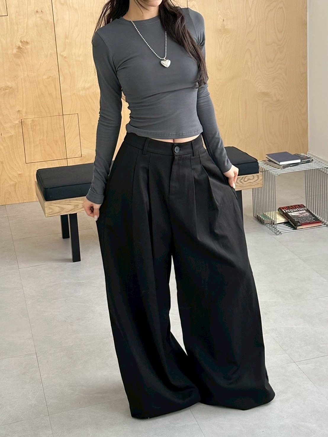 隨性大方剪裁壓褶褲