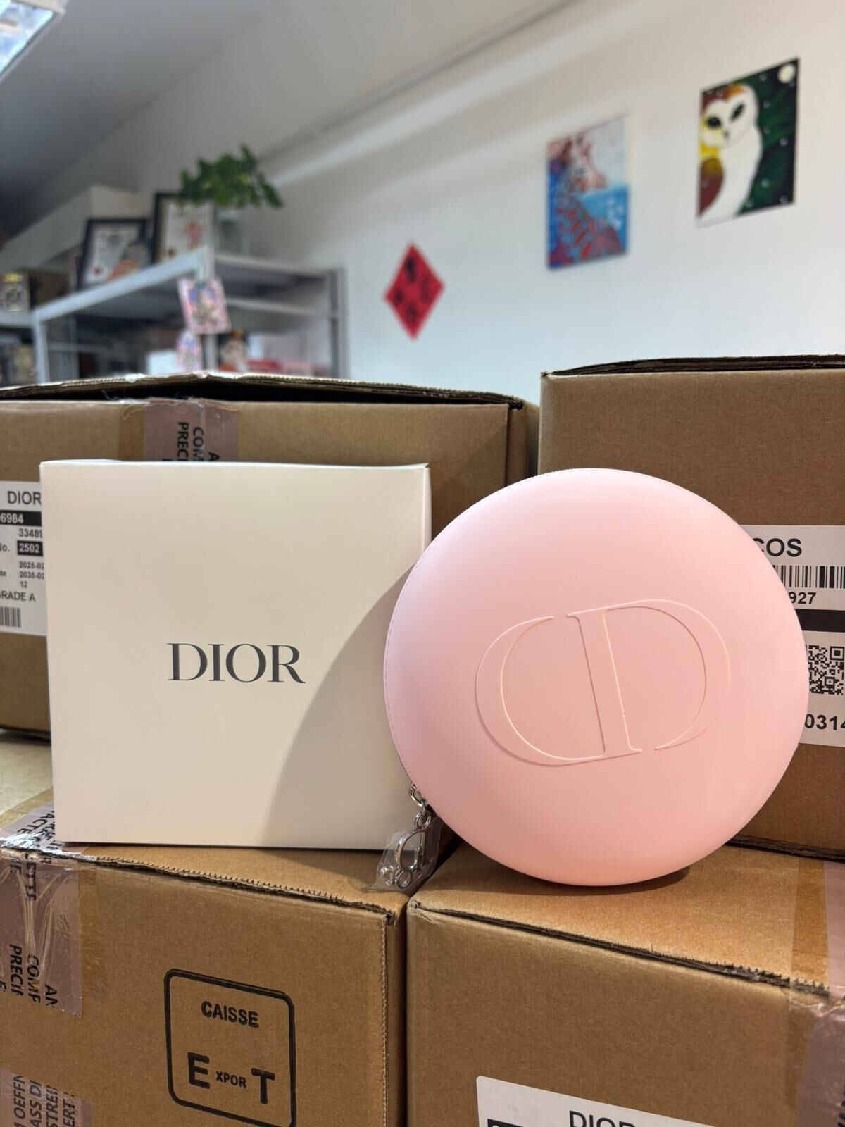 🌸(專櫃)2025年 新款D款粉紅色硅膠圓形化妝袋 Z765（2-3星期寄出）