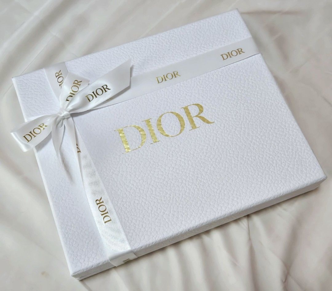 🌸(有盒)CHRISTIAN D款白玫瑰陶瓷盤子 Z766（2-3星期寄出）