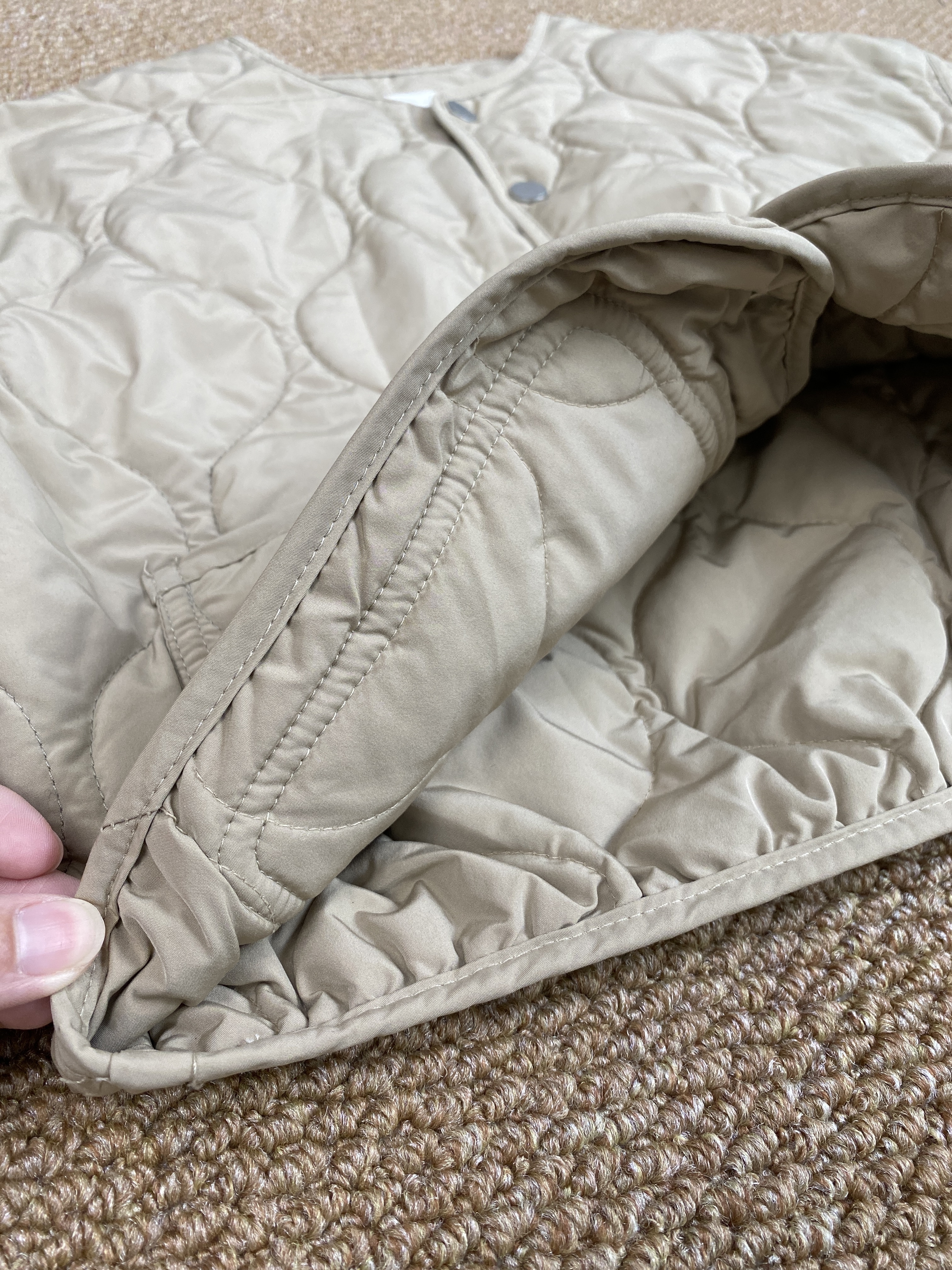 A03983布標絎縫無領外套