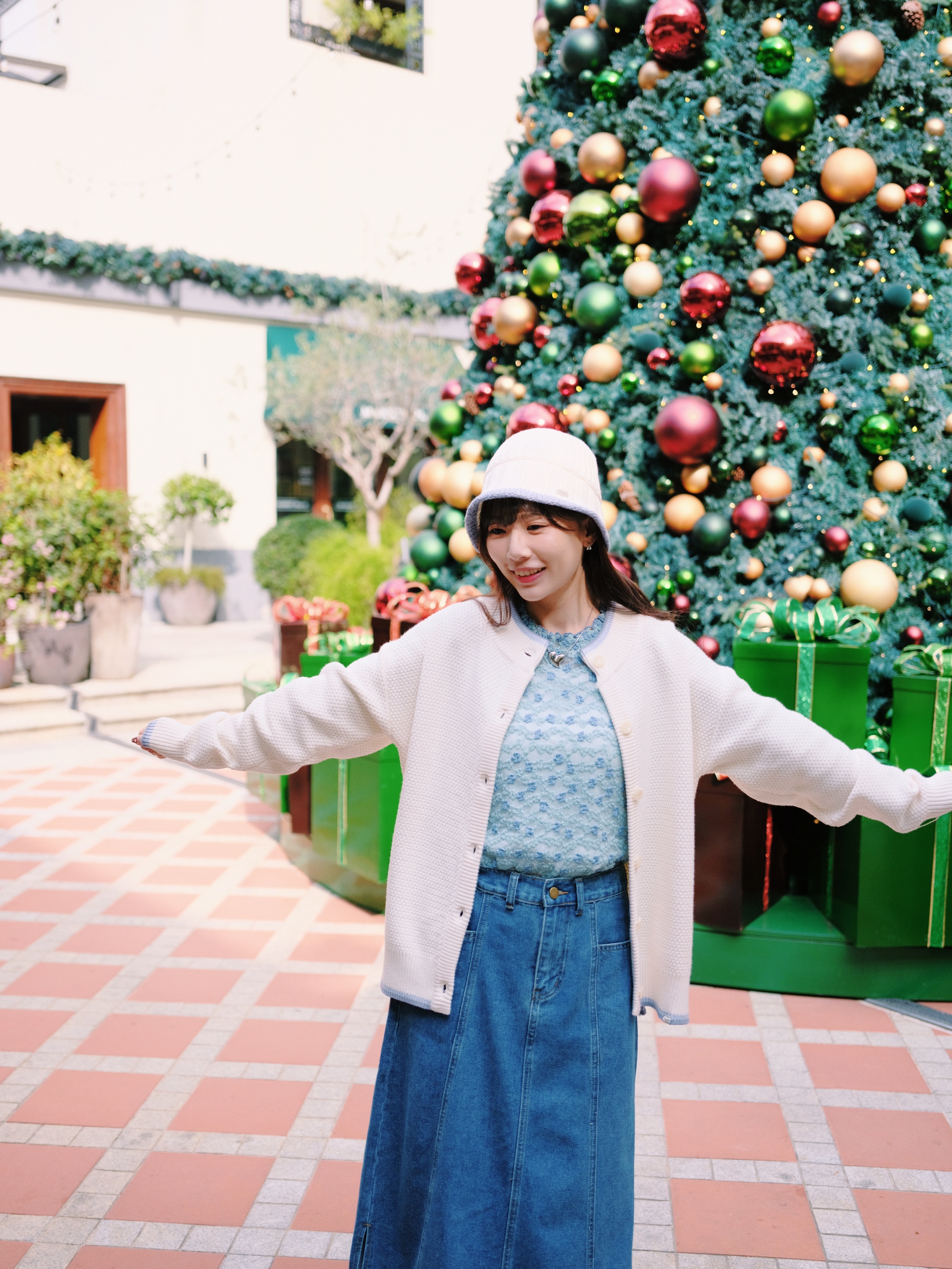 兩色 / 拼色包邊寬鬆包芯紗外套 / Contrast Trim Loose Core-Spun Cardigan