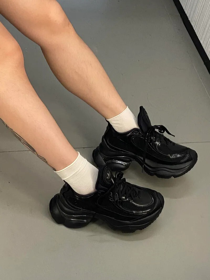 【預購】Adidas Originals Ozvenuz 全黑 黑武士 亮皮 厚底 增高 復古 老爹鞋 慢跑鞋 JS2468