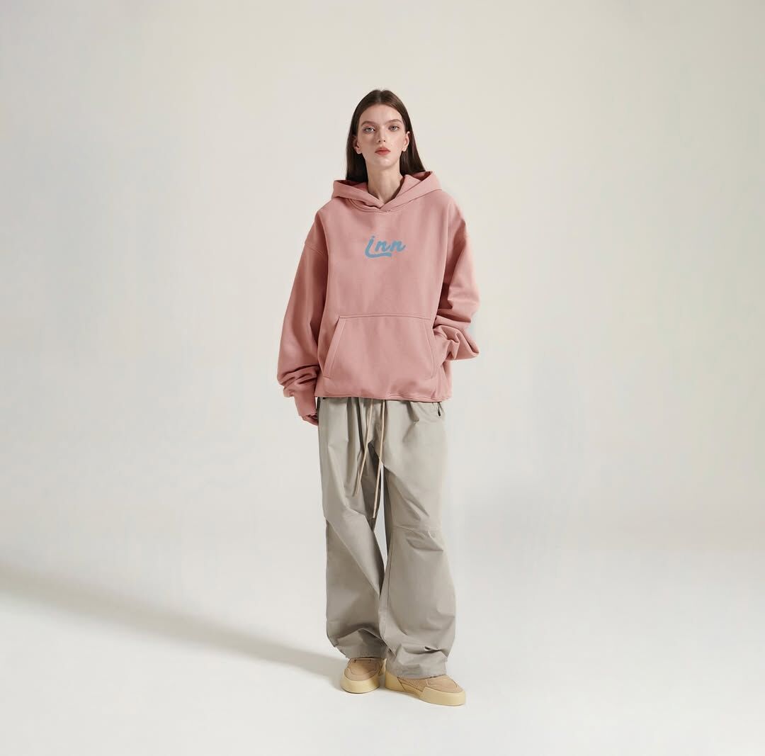 INNERSECT 三生萬物 雲朵草寫字體 LOGO 帽Tee 休閒連帽上衣 男女同款 INN24FWTHD375