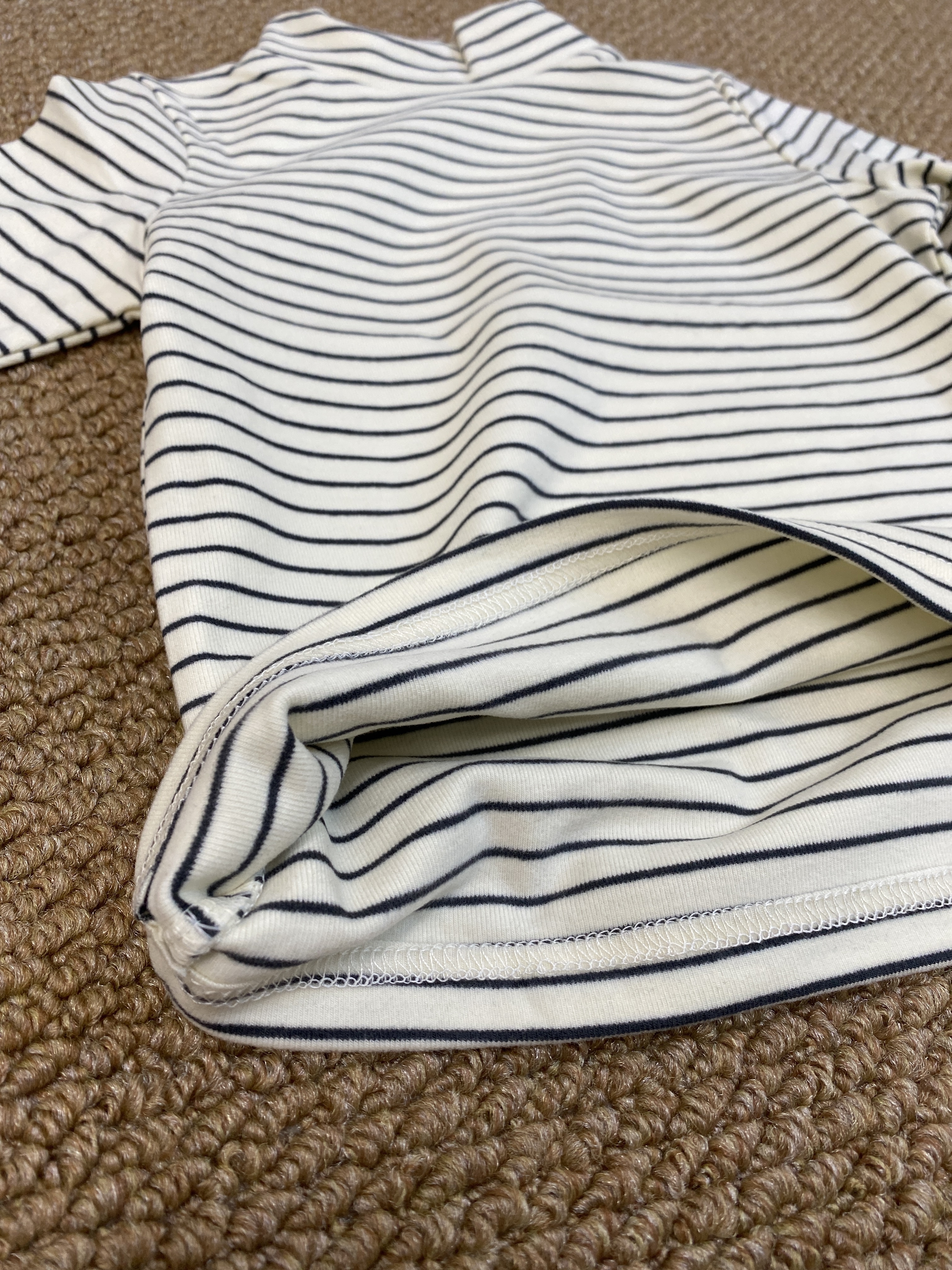 A03992基礎條紋打底上衣