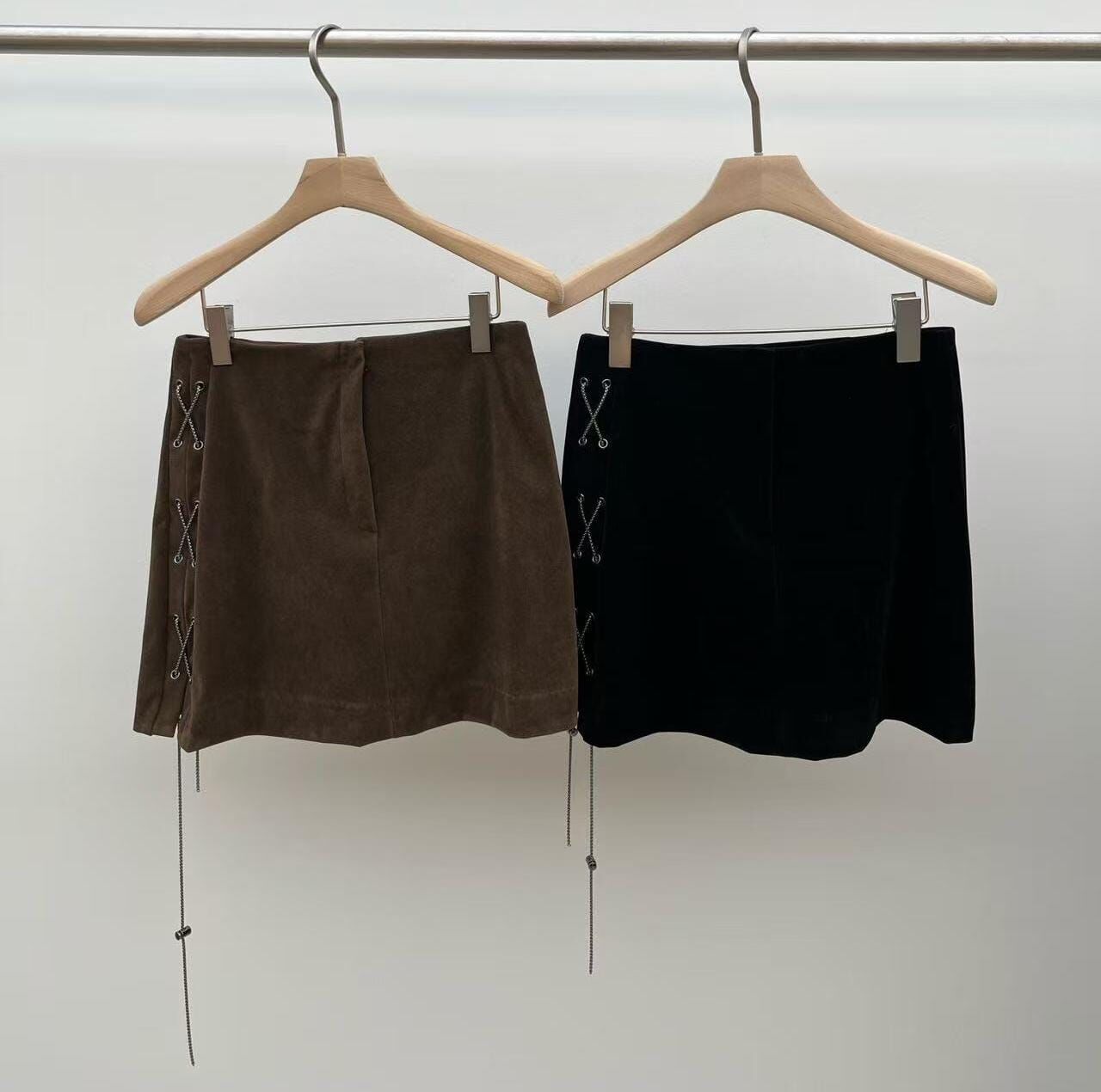 JU5302 交叉綁帶絲絨短裙