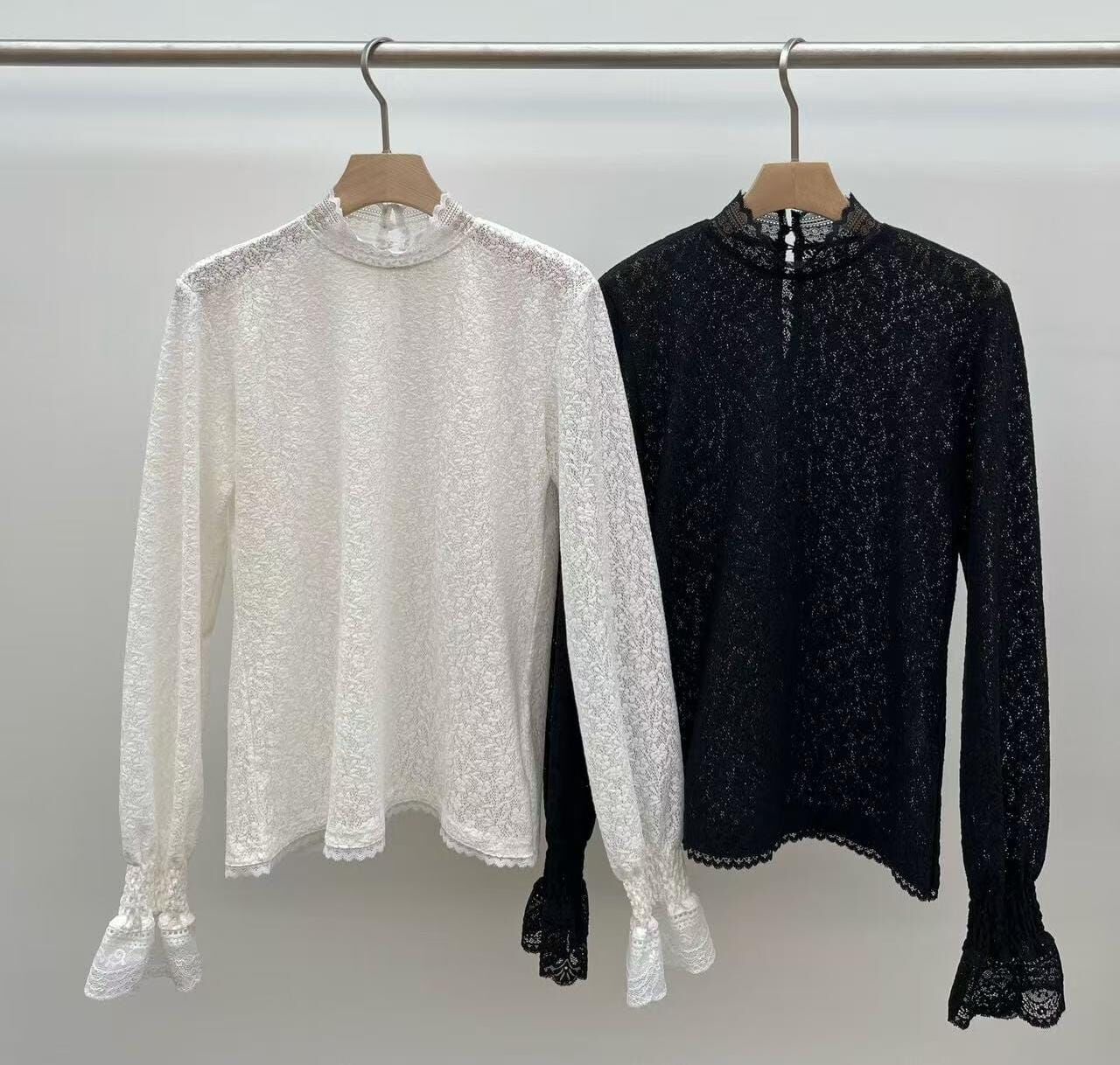 JU5303 蕾絲高領長袖上衣