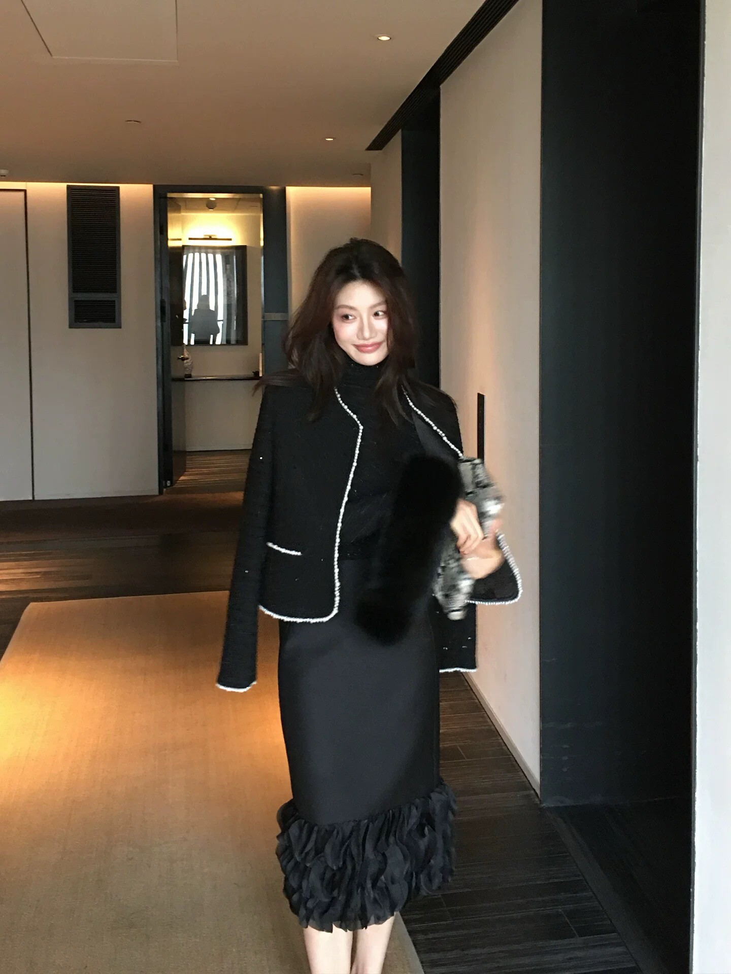 經典黑層次花瓣滾邊造型鉛筆裙長裙-S-L (Elegant & Love)