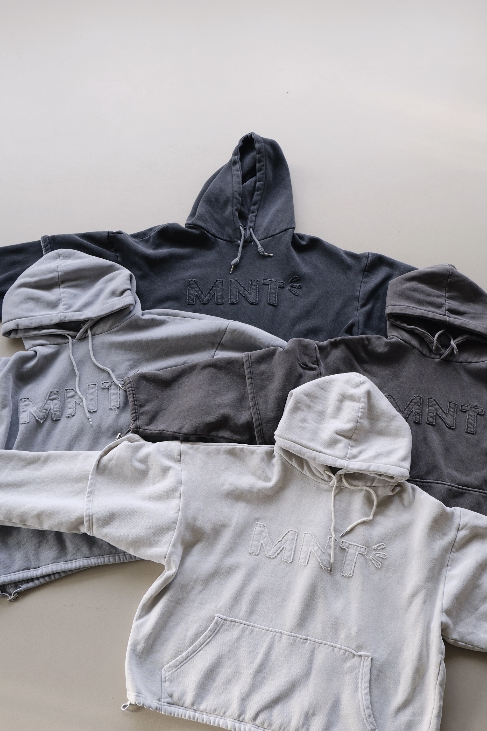 水洗拼接休閒套裝-短版帽T