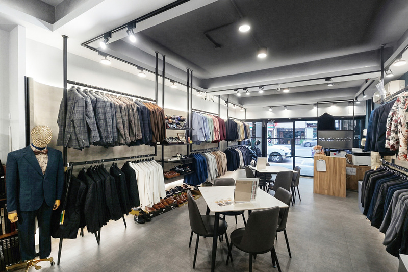 一流男士西服 內部陳設