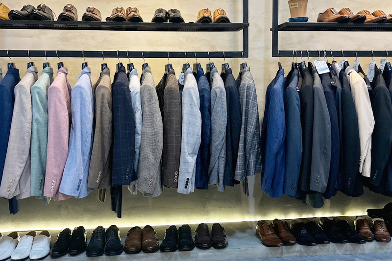 一流男士西服 內部陳設