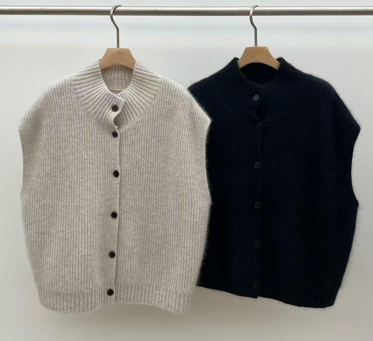 JU5324 圓領無袖針織開胸背心