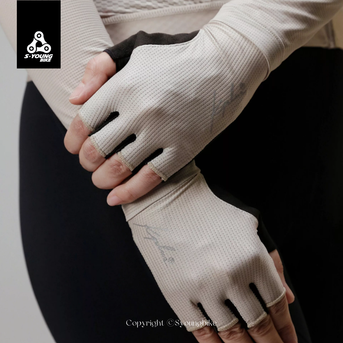 新款【KPLUS】單車短指手套 / 杏色