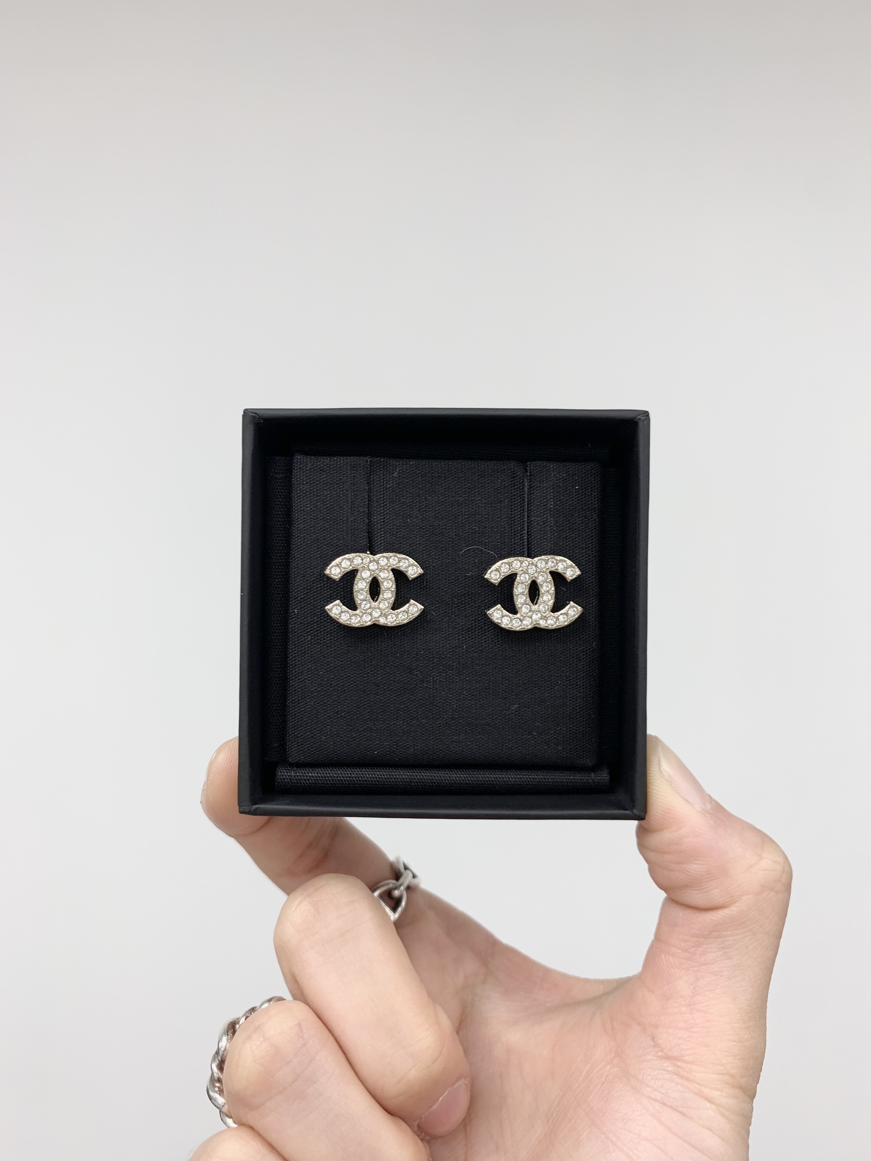 Chanel Earrings (ABE431)