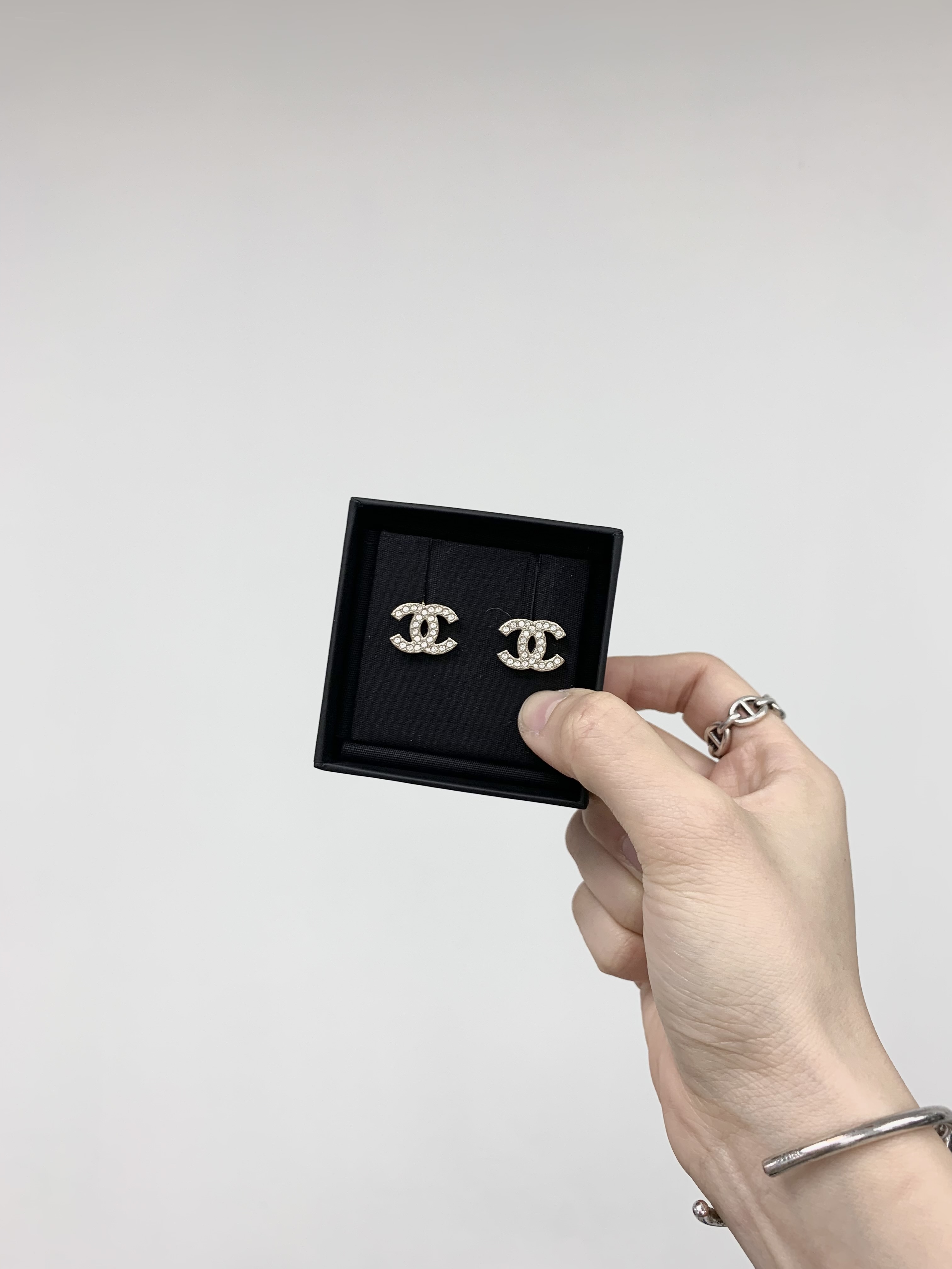 Chanel Earrings (ABE431)