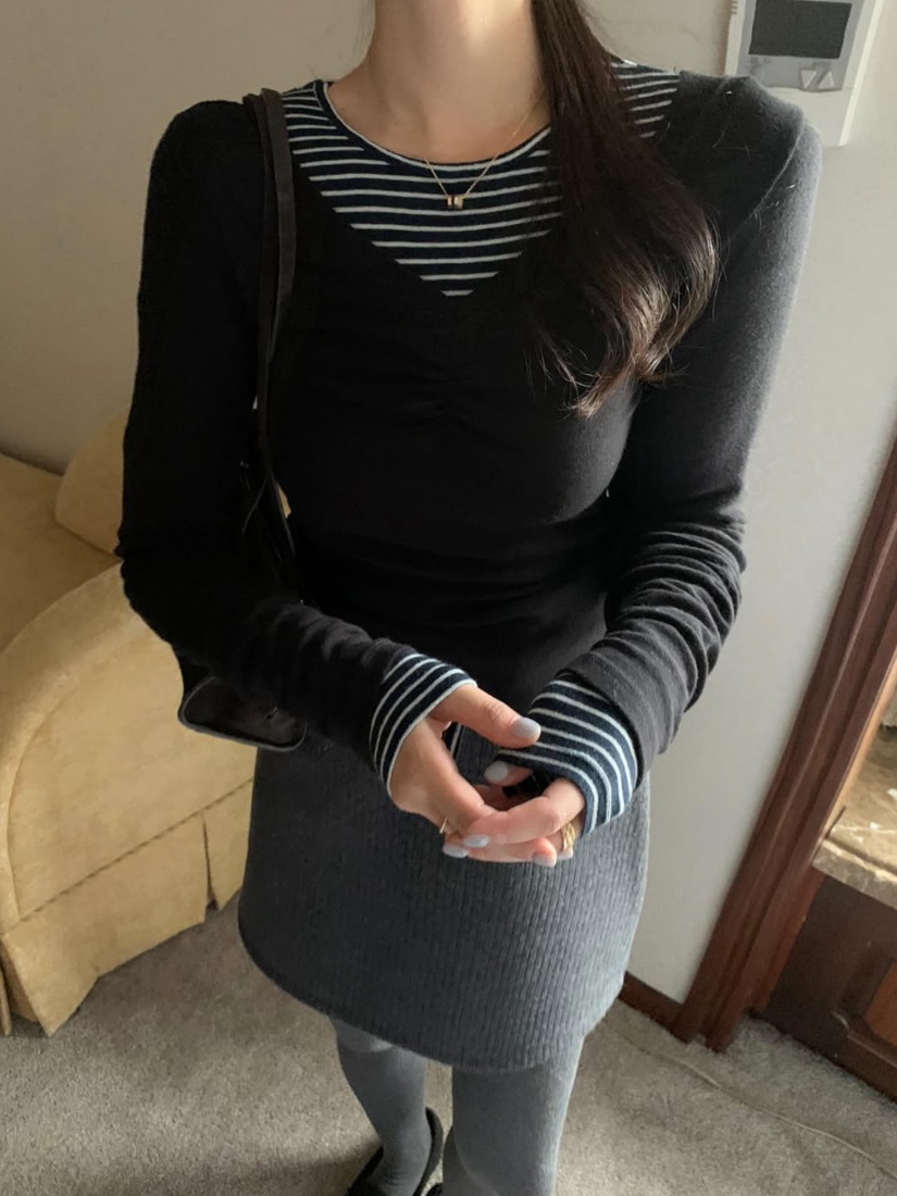 Oona V-Neck Ruched Bust Top [ 4 colors / Free ]