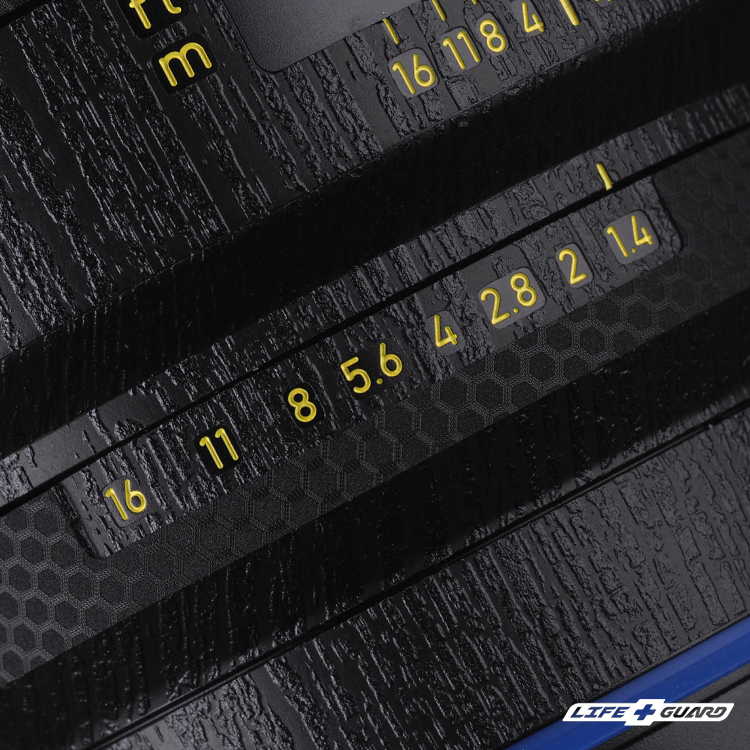 LIFE+GUARD 鏡頭光圈特寫，適用 ZEISS Otus ML 50mm F1.4，WDYS 燒杉木紋風格設計