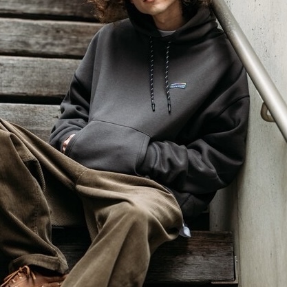 FREAK'S STORE 胸前小標 帽踢 抽繩 長袖 秋冬服飾 日常休閒 日本  97832624