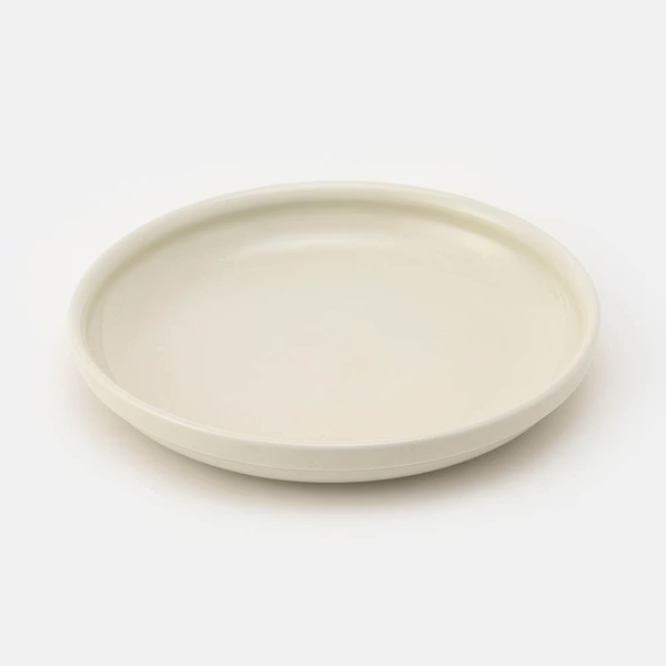 amabro-吉冨寬基波佐見內玉緣咖哩盤，為了用餐時讓每一口皆完美而設計出的盤子