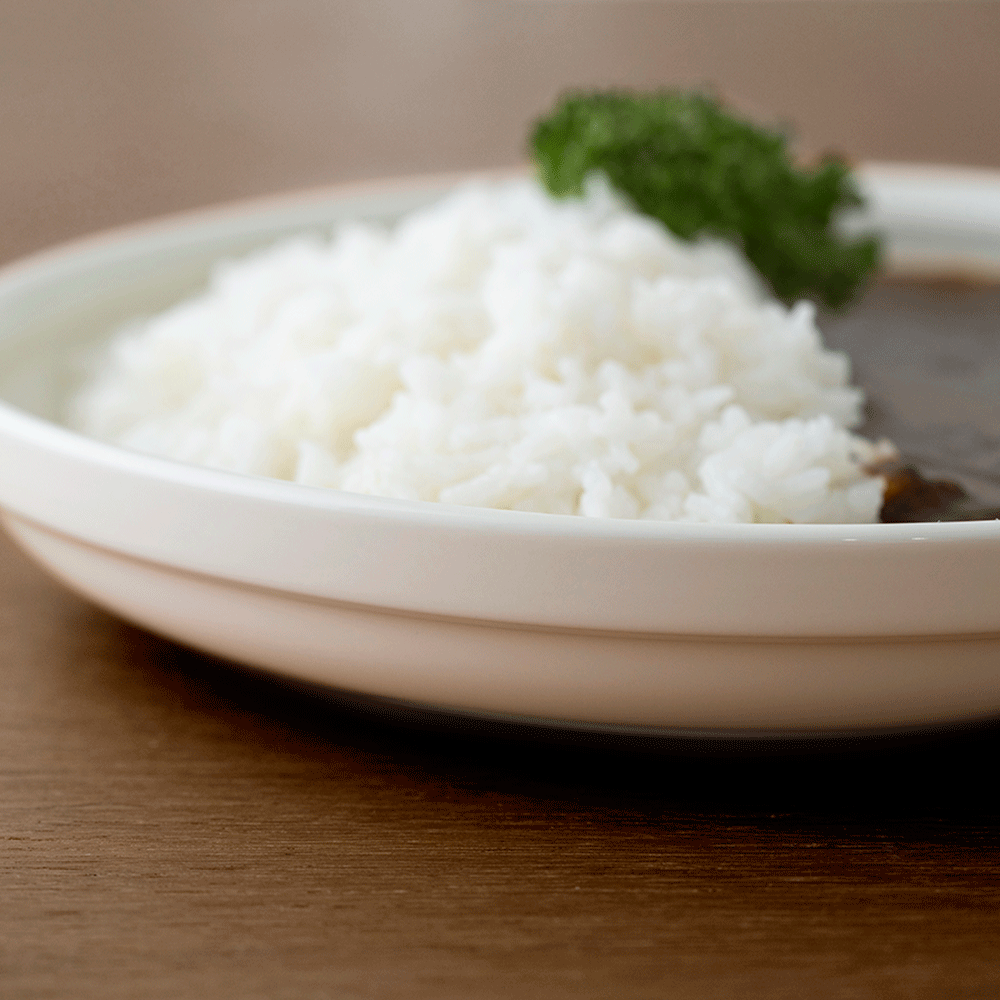 amabro-吉冨寬基波佐見內玉緣咖哩盤,為了享用每一口而開發出的內玉緣咖哩盤。