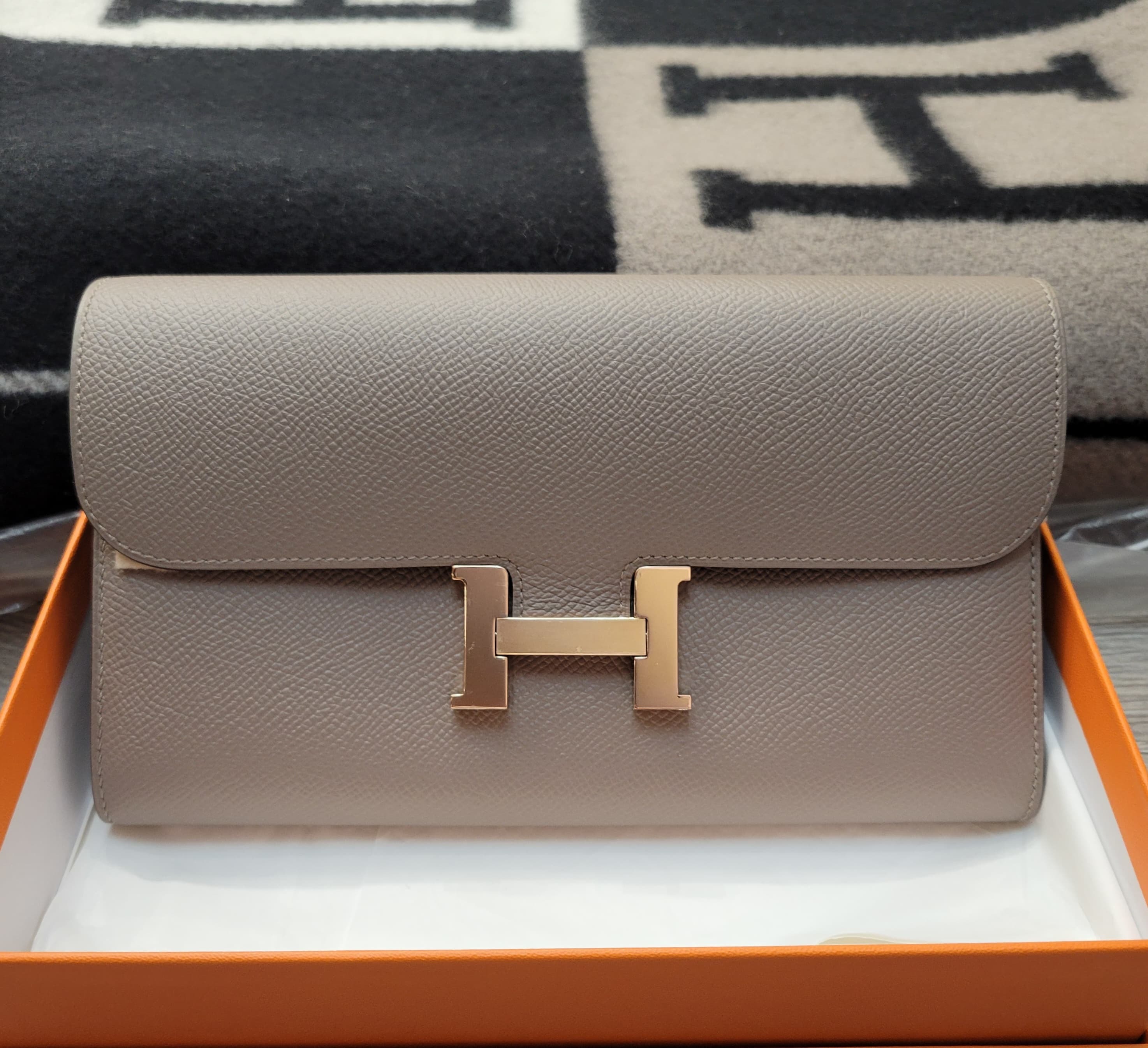 99%/UNUSED Hermes Constance wallet M8/S2 RGHW 銀河灰/風衣灰 玫瑰金扣