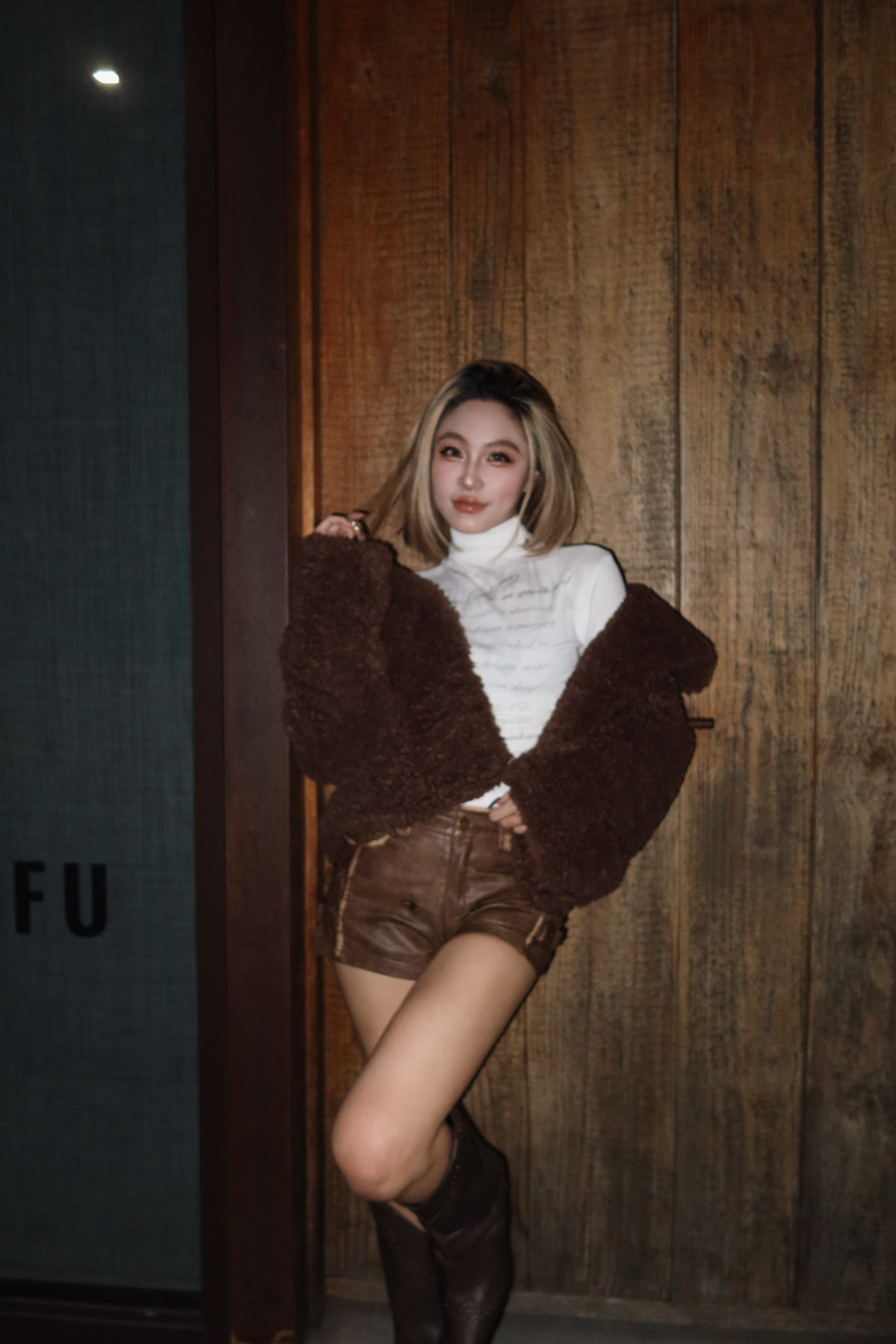 大翻領毛毛外套