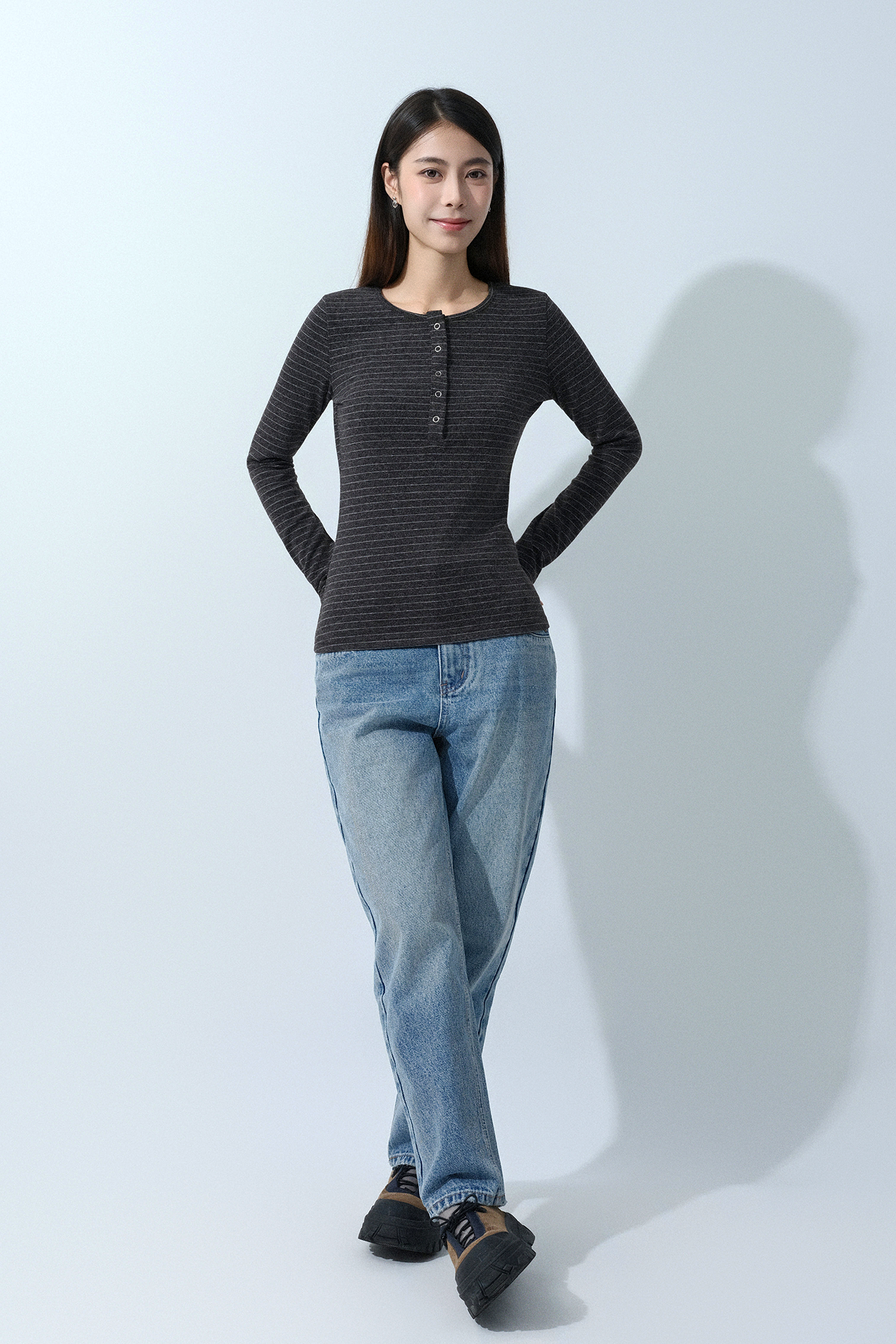 幼間亨利領彈性上衣 (預購產品）