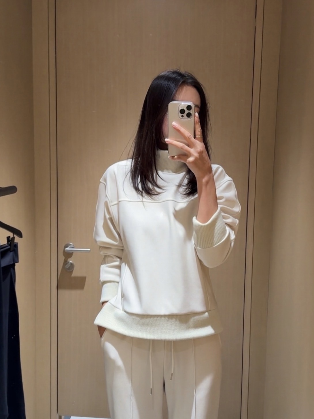 Roberta 線條刷絨套裝上衣 [ 2色 / Free ]